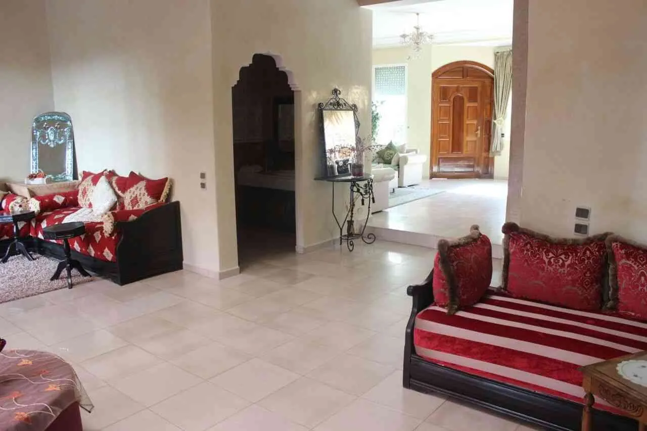 Villa de 250 m² à Sidi Maarouf - الدار البيضاء (4)