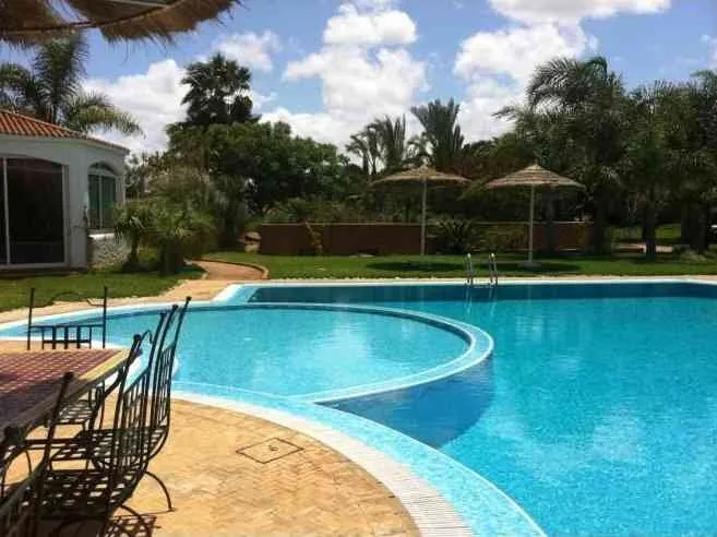 Villa de 1 ha Bouskoura. - الدار البيضاء