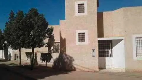 maison a vendre - طنجة