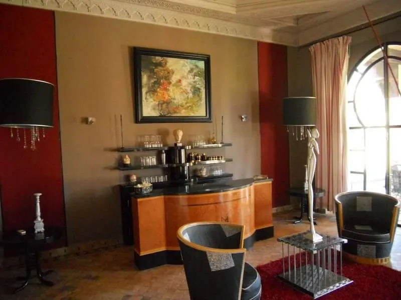 villa contemporaine de 13000m a vendre - مراكش (4)