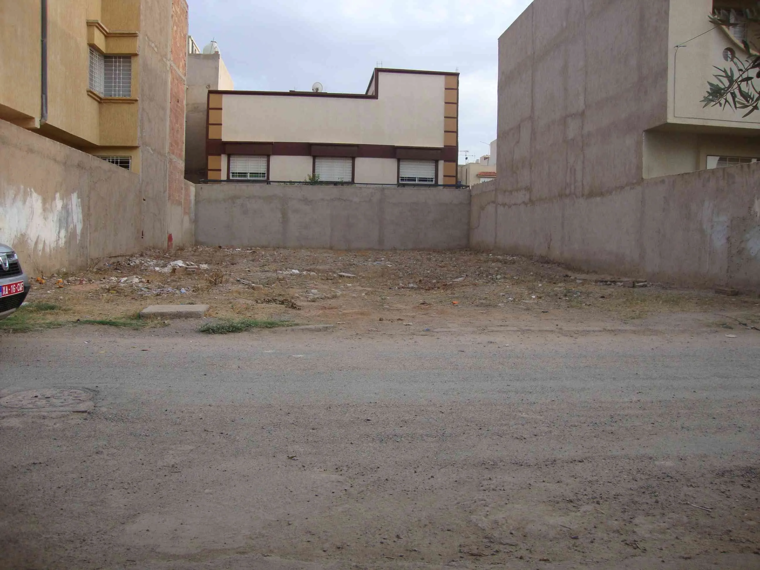 Terrain près du stade d'honneur - طنجة (2)