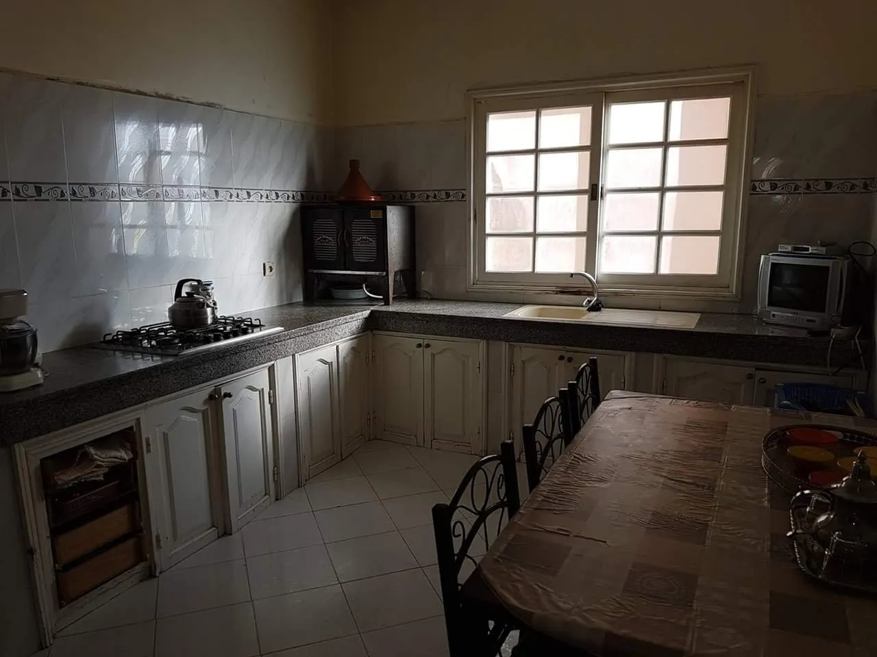 grande appartement a vendre - مراكش