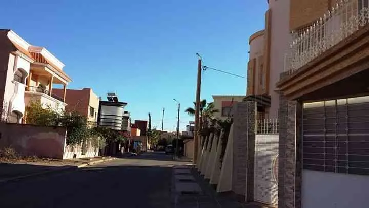 270m² de prestige a route jerada oujda - طنجة (3)
