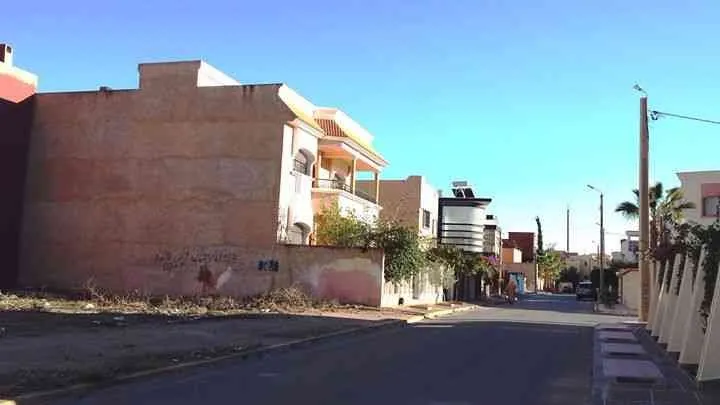 270m² de prestige a route jerada oujda - طنجة