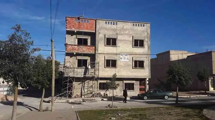 APPARTEMENT R+2 ZONE VILLA ROUTE JERADA OUJDA - وجدة (2)