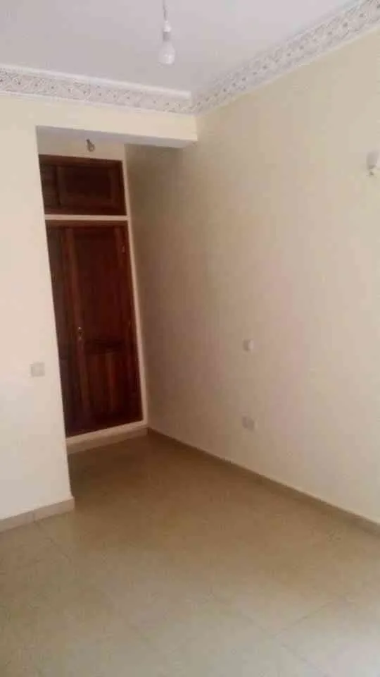 Joli appartement à vendre - طنجة