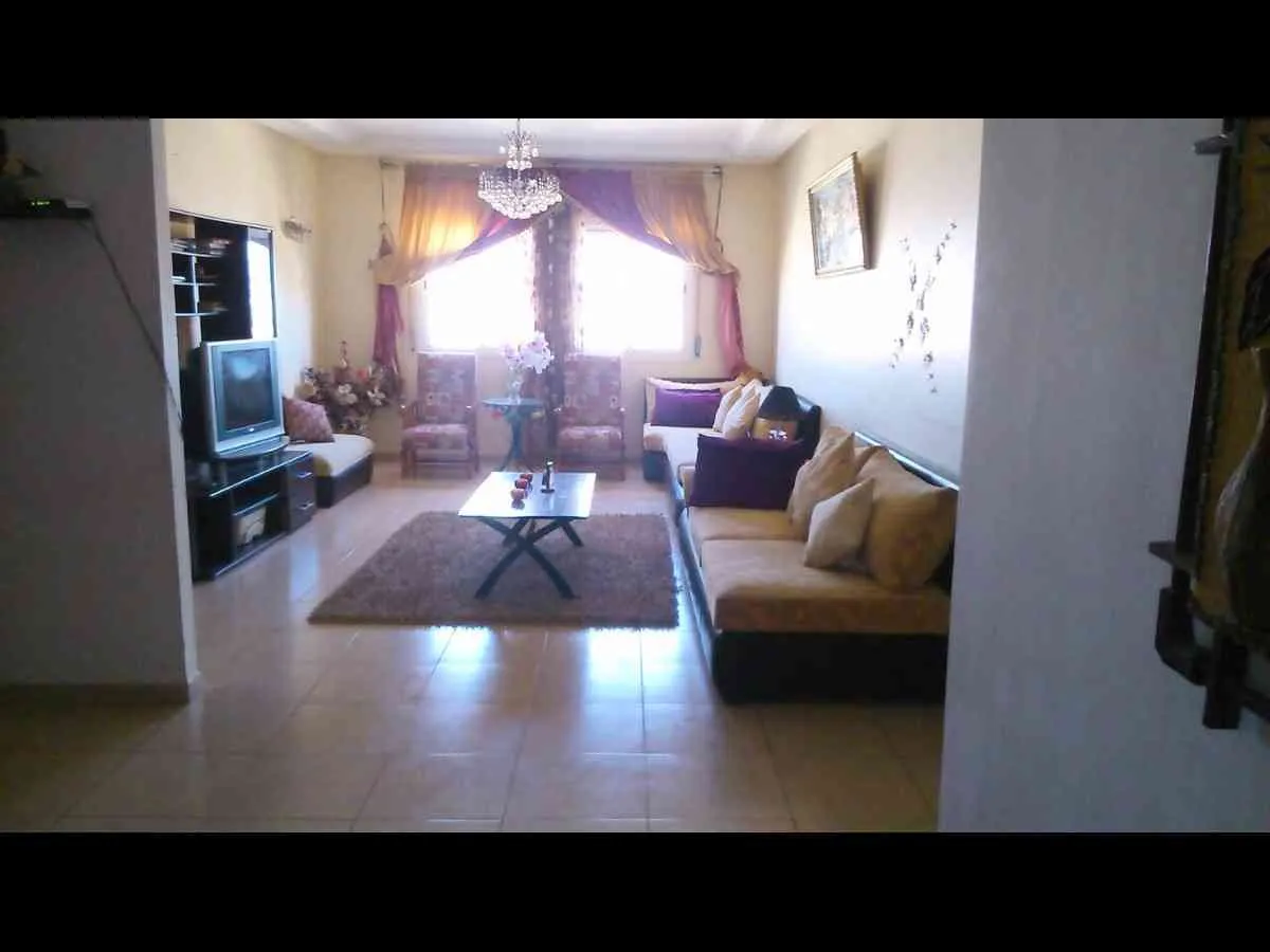 Appartement 3 pièces de 90 m² - طنجة