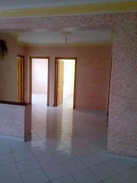 Appartement à vendre à Val fleuri 110 m² - طنجة