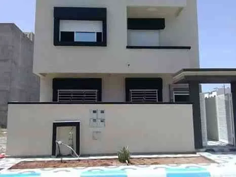 Appartement 132m2 style villa avc jardin - القنيطرة