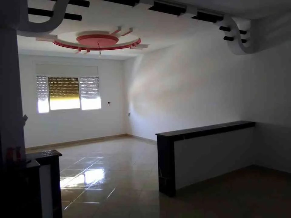 Appartement 132m2 style villa avc jardin - القنيطرة (2)