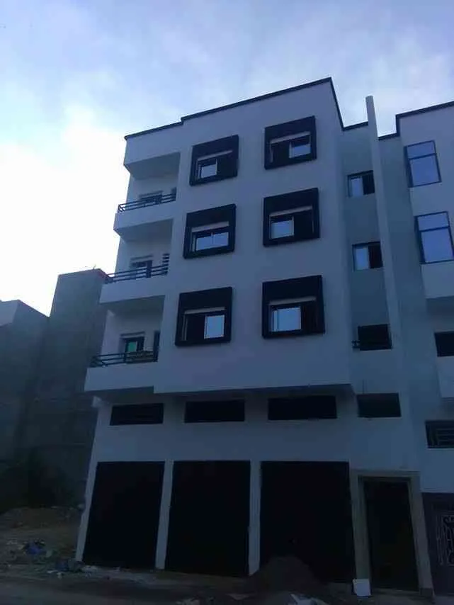 Appartement 93 m2 avec trois chambres - القنيطرة