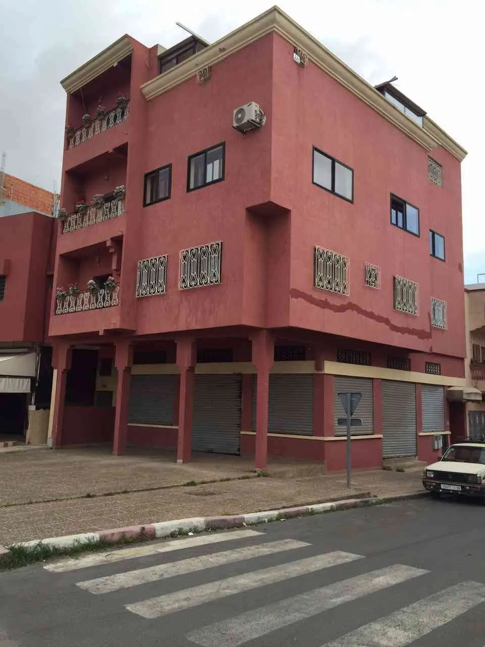 Une très belle maison commerciale de 163 m²à - القنيطرة