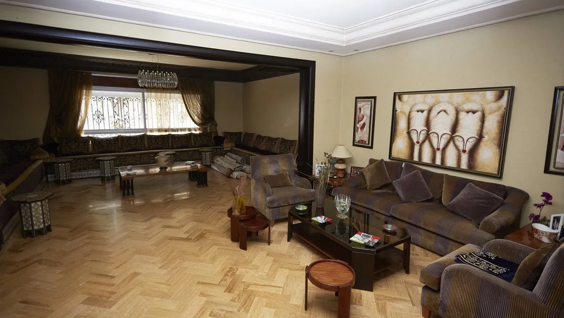 Duplex de 348 m² à Ain diab. - الدار البيضاء