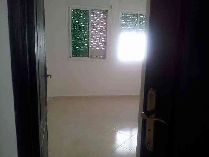 Logement Economique A Vendre sur Tanger - طنجة (3)