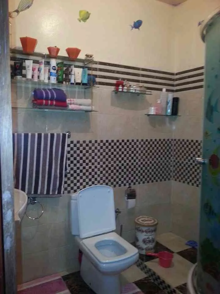 A vendre un appartement moyen standing - طنجة (3)