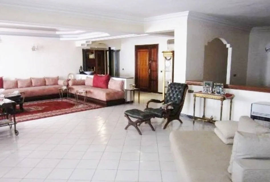 Très bel appartement de 360 m² à vendre sur Racine - الدار البيضاء