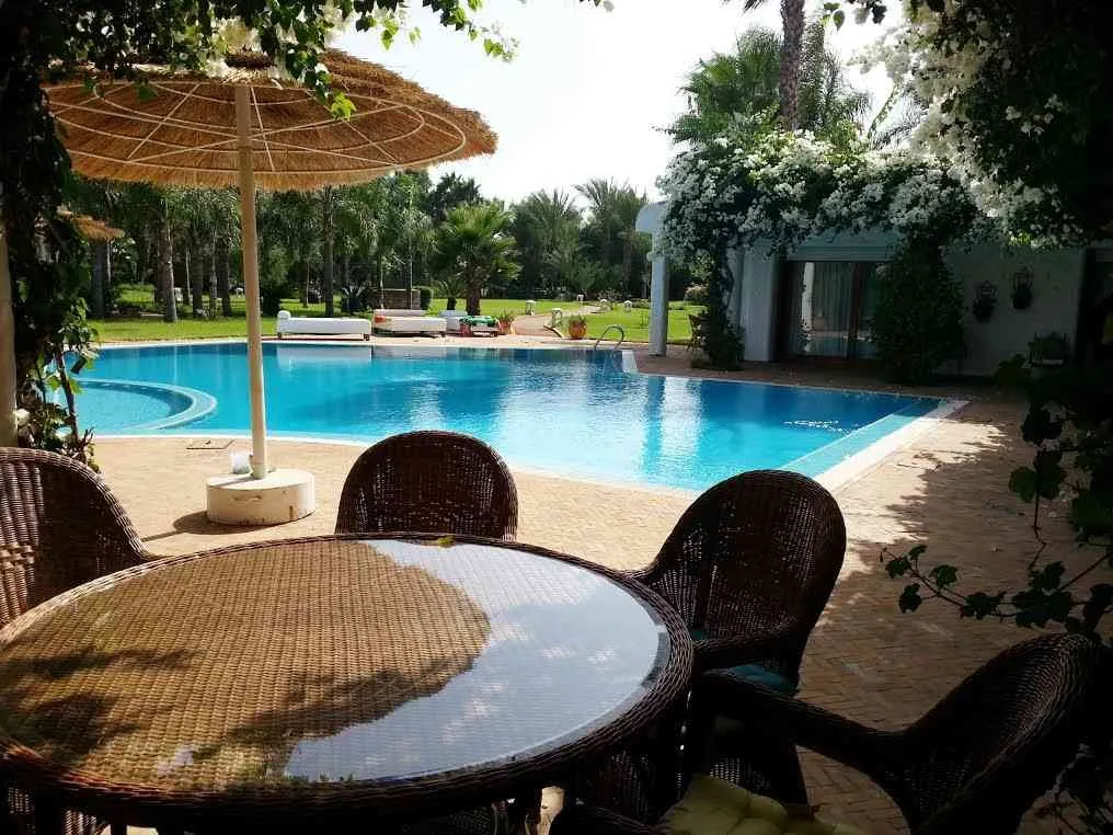 Villa de 1 ha Bouskoura. - الدار البيضاء (2)