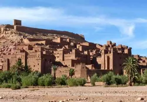 maison  a vendre a la ville de skoura - ورزازات