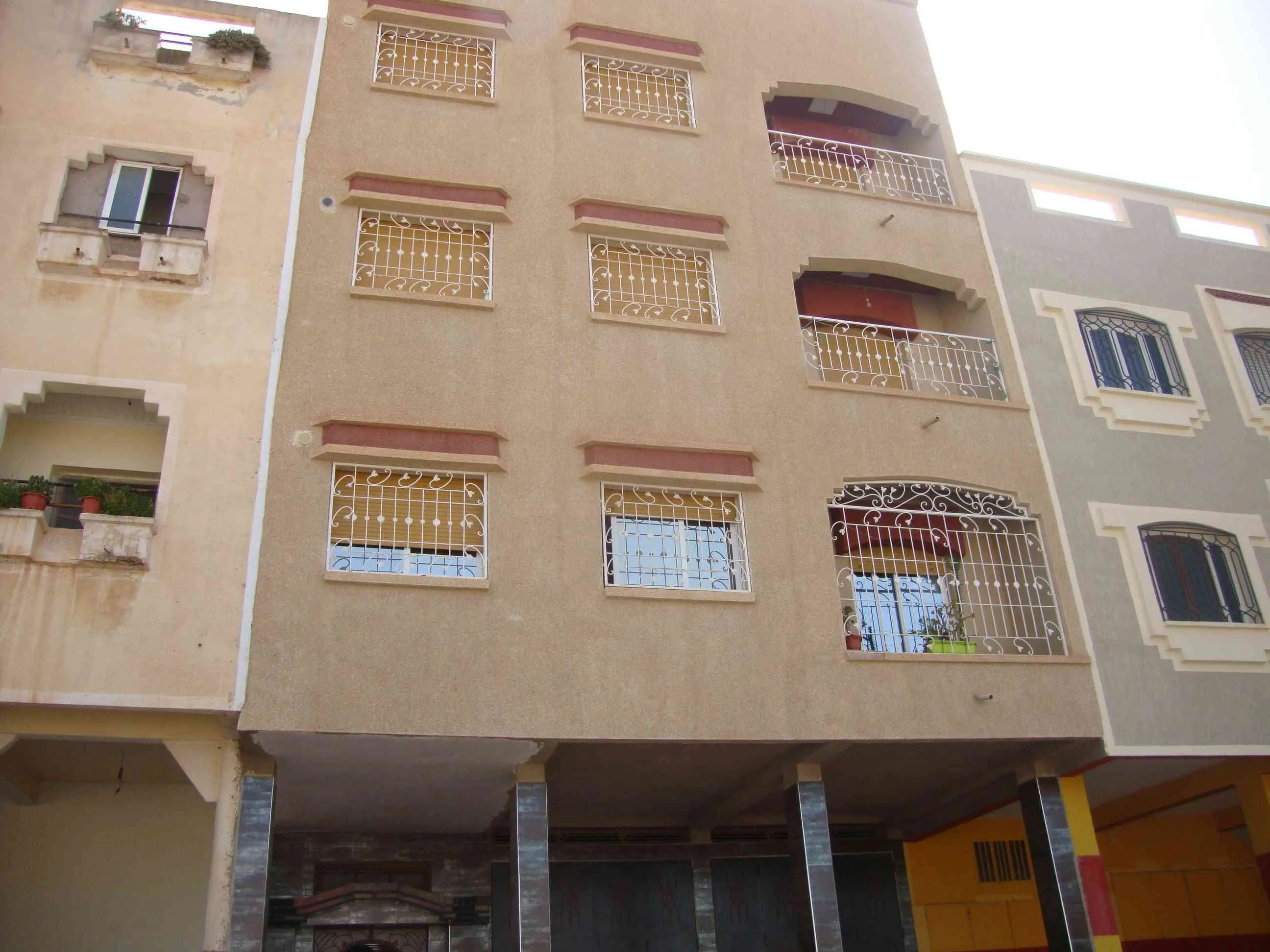 Immeuble Neuf à vendre - وجدة