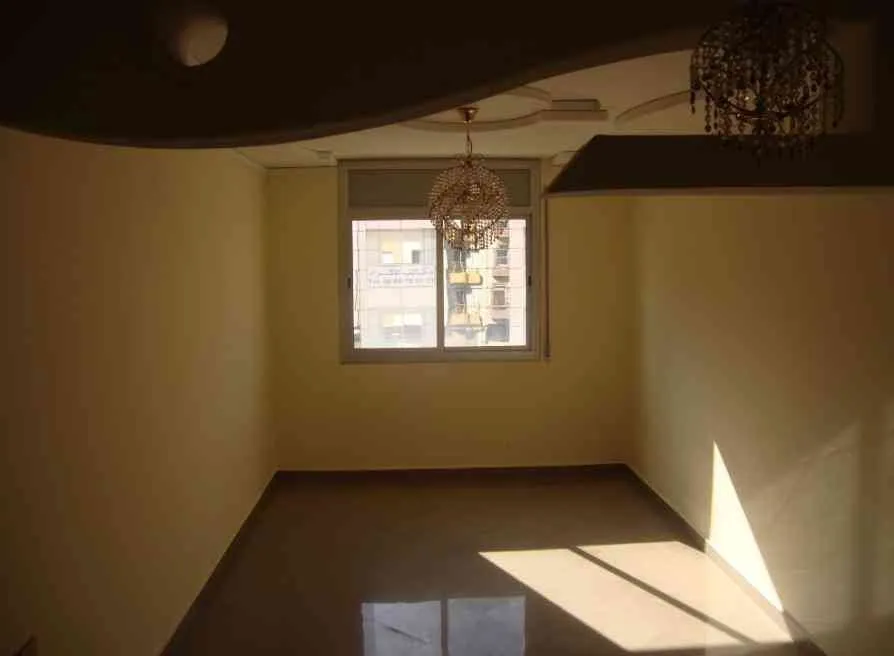 Appartement à vendre Moyen Standing - وجدة (3)