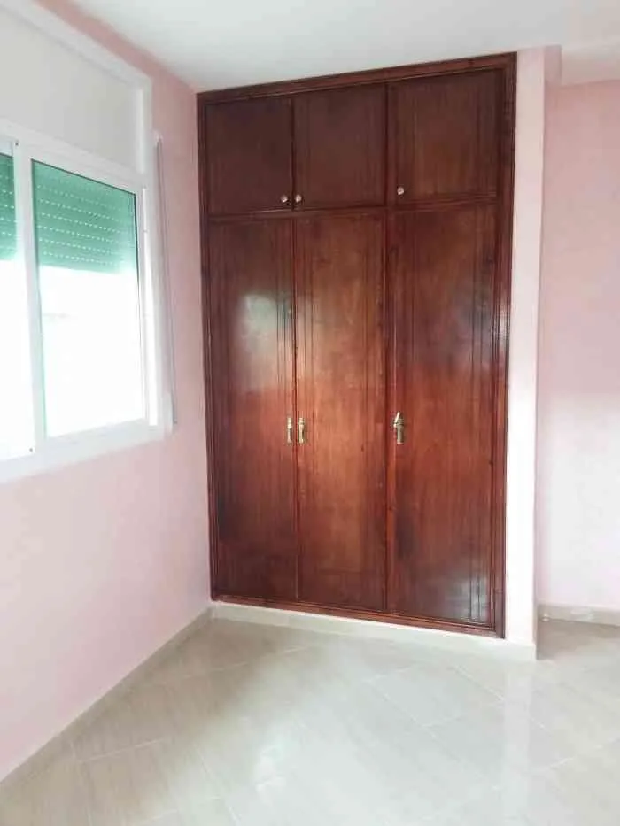 Appt au rdc de 2 façades  70 m² à Ismaillia - القنيطرة (3)