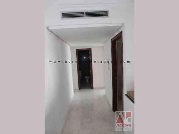 joli appartement vide a vendre en plein centr - طنجة