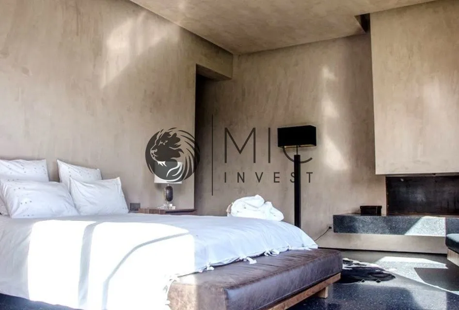 SUBLIME VILLA MEUBLÉE DE 450 M² SUR 3.000 M² DE PARC AVEC PISCINE - مراكش