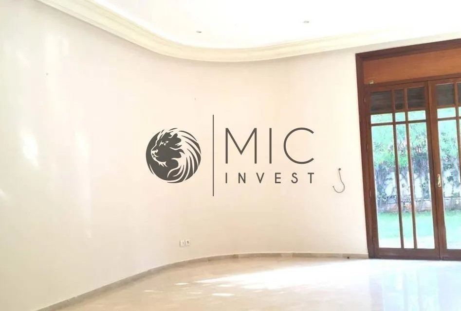 SUPERBE VILLA DE 600 M² SUR 1.000 M² EN RESIDENCE FERMÉE - الدار البيضاء (2)