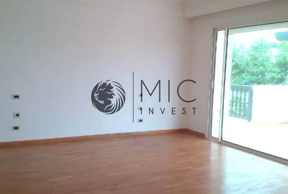 SUPERBE VILLA DE 883 M² EN RÉSIDENCE FERMÉE DE PRESTIGE - الدار البيضاء