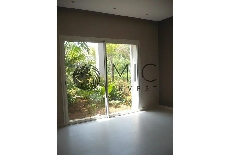 MAGNIFIQUE RDC DE VILLA AVEC PARC DE 1400 M² ET PISCINE - الرباط (3)